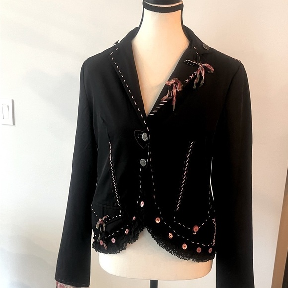 Ericot Chic Italian Blazer - Picture 1 of 17